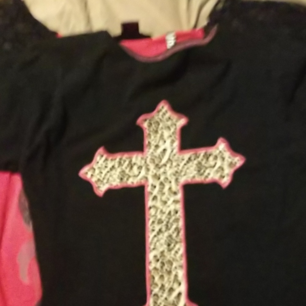 Shirts - Picture 8 of 8